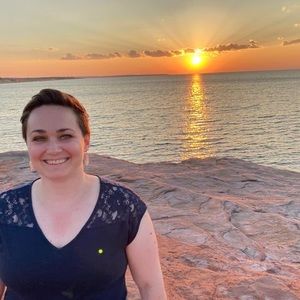 Meet your Posher, Amanda